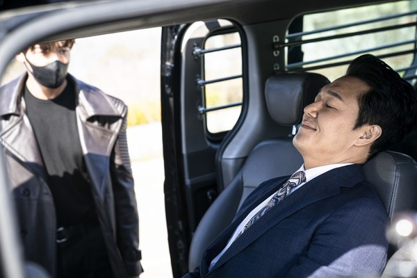 [사진 = OCN 제공]