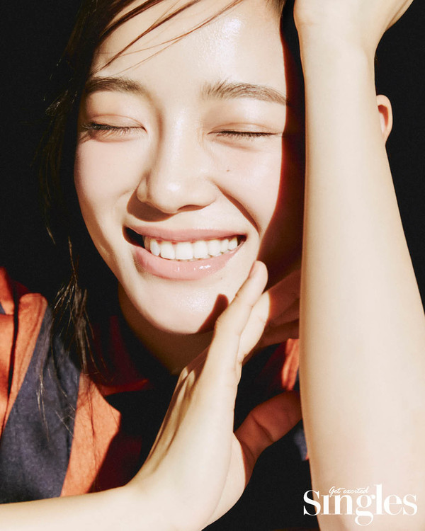 [사진 = 싱글즈 제공]