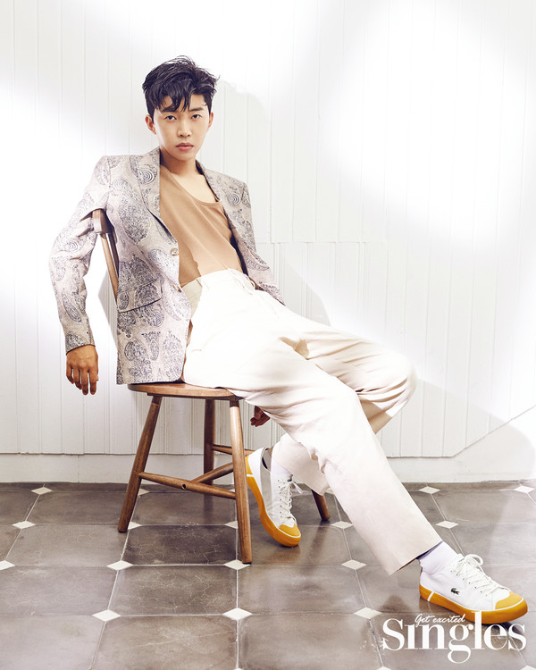 [사진 = 임영웅/ '싱글즈' 제공]