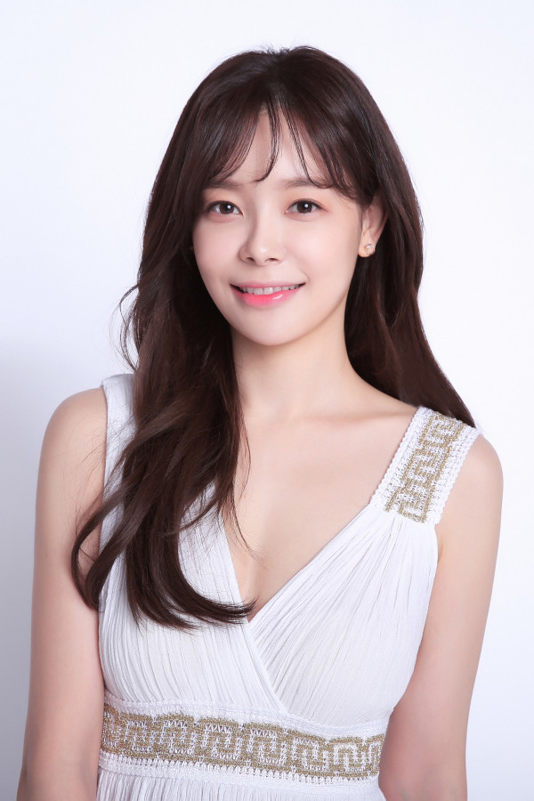 [사진 = 스타잇엔터테인먼트 제공]