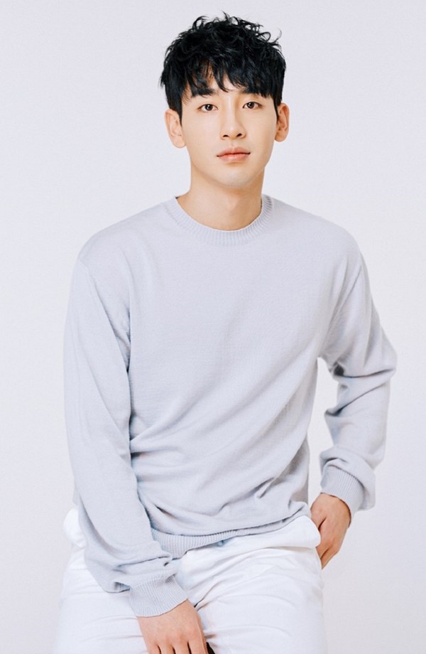 [사진 = 송지호/ 인연엔터테인먼트 제공]