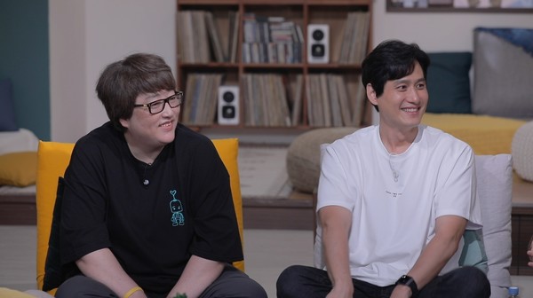 [사진 = 변영주 감독, 박해준 배우/ JTBC 제공]