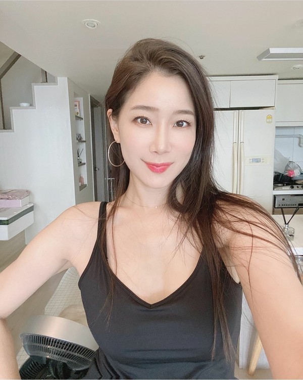 [사진 = 김하영 인스타그램]