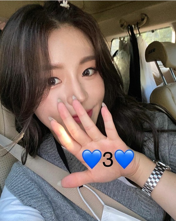 [사진 = 한여름 인스타그램]