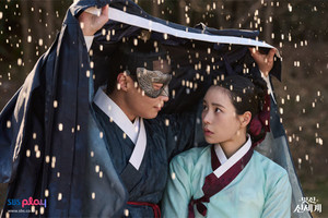 천출인 임지연이 아들을 낳지 않고서야 어찌 그 자리에 올랐겠는가(‘멋진 신세계’)